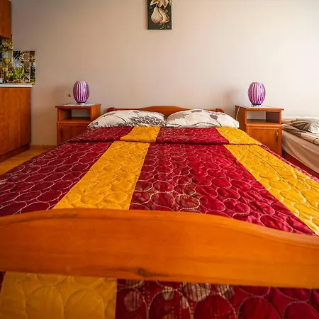 Ubytování v soukromí Rossa *