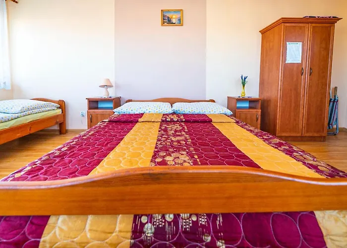 Rossa Homestay szállás