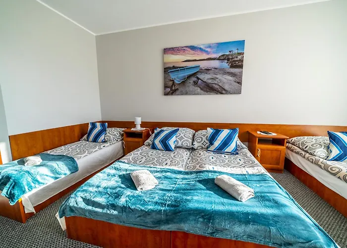 Rossa Homestay szállás *